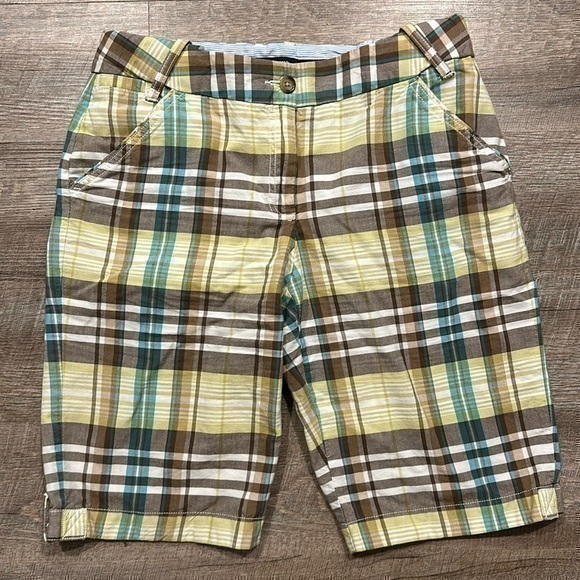 Lands' End Pants - Lands’ End lime green/brown/white plaid cotton Bermuda shorts size 6